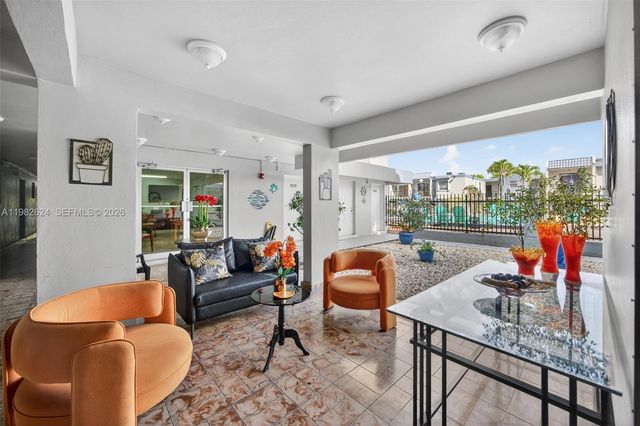 3181 SW 13th St 416, Miami, FL 33145