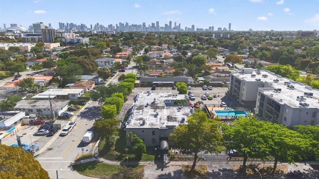 3181 SW 13th St 416, Miami, FL 33145