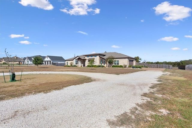 628 Wildflower, Mcgregor, TX 76657