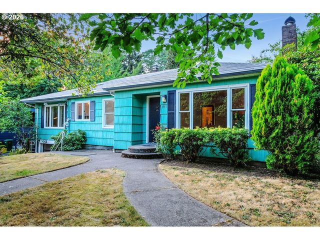 1911 Sw MARIGOLD St, Portland, OR 97219