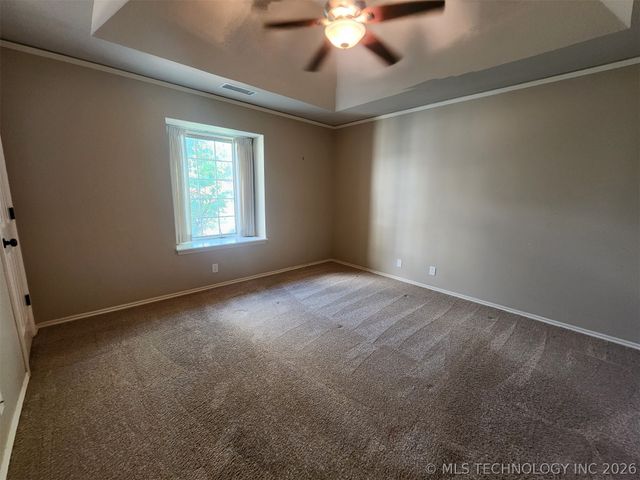5101 E 79th Street, Tulsa, OK 74136