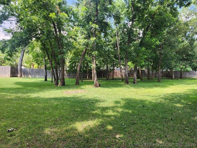 5101 E 79th Street, Tulsa, OK 74136