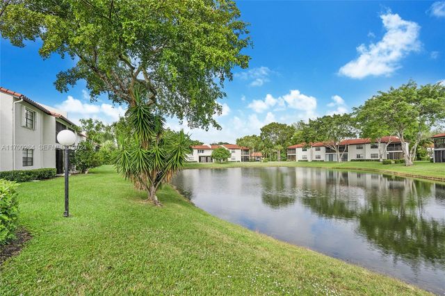21364 Cypress Hammock Drive 1H, Boca Raton, FL 33428