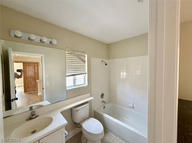 3330 Cheltenham Street, Las Vegas, NV 89129