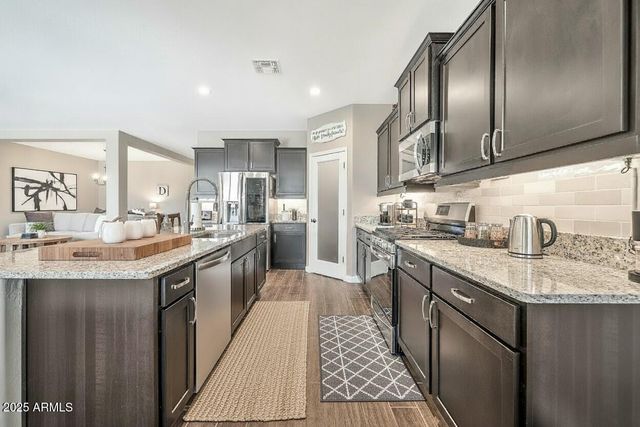 30199 W FAIRMOUNT Avenue, Buckeye, AZ 85396