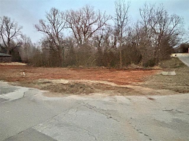 310 SW 6th Street, Jones, OK 73049