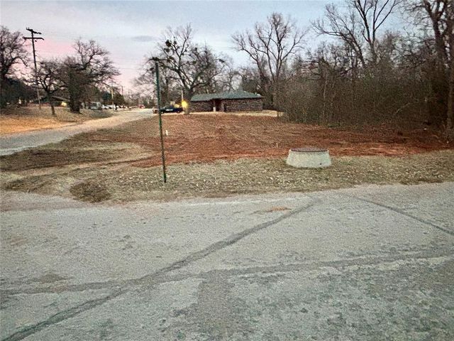 310 SW 6th Street, Jones, OK 73049