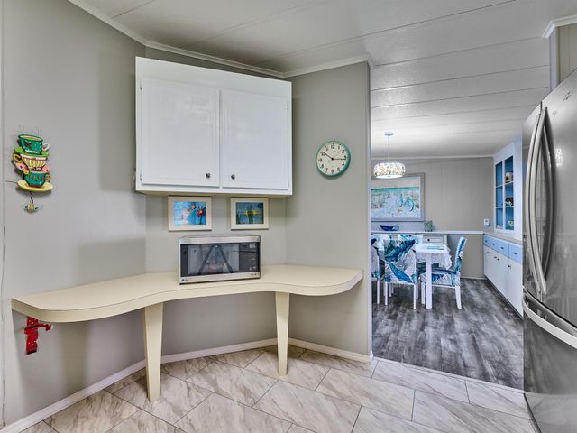 7526 SE Independence Avenue, Hobe Sound, FL 33455