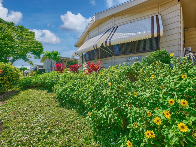 7526 SE Independence Avenue, Hobe Sound, FL 33455