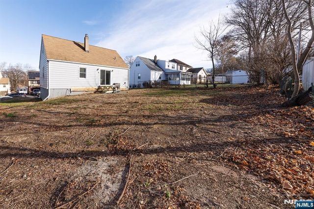 22 Ridgeview Drive, Woodland Park, NJ 07424