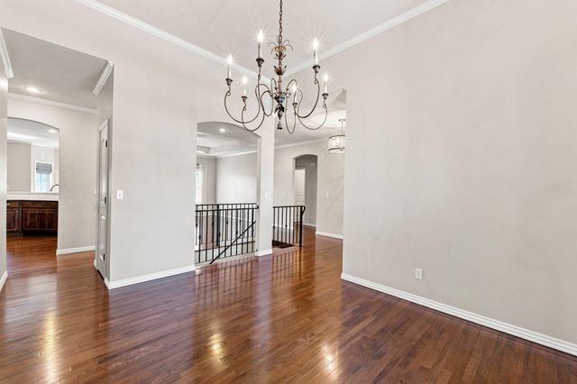 1646 N Waterstone Avenue, Springfield, MO 65802
