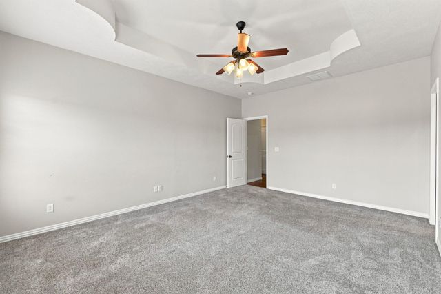 1646 N Waterstone Avenue, Springfield, MO 65802