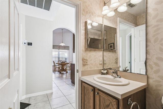 513 VINEYARD WAY, Poinciana, FL 34759