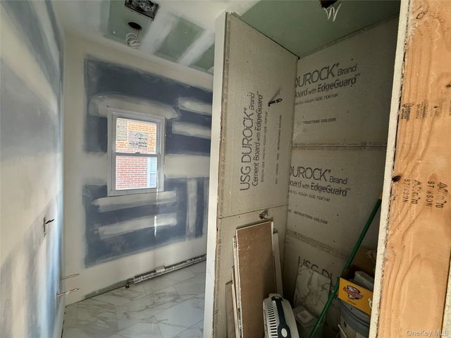 36 E Fulton Street, Long Beach, NY 11561