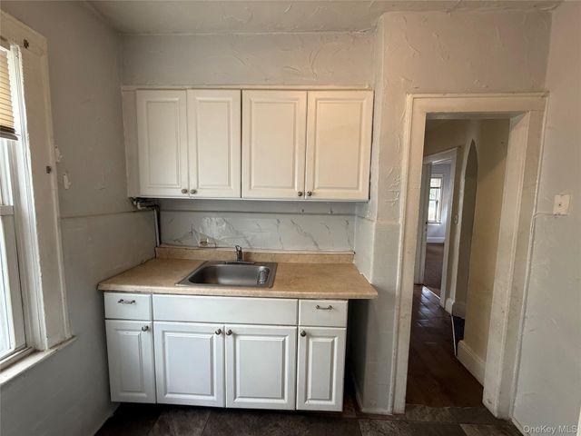 36 E Fulton Street, Long Beach, NY 11561
