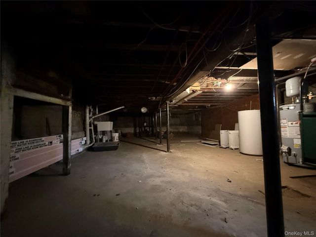 36 E Fulton Street, Long Beach, NY 11561