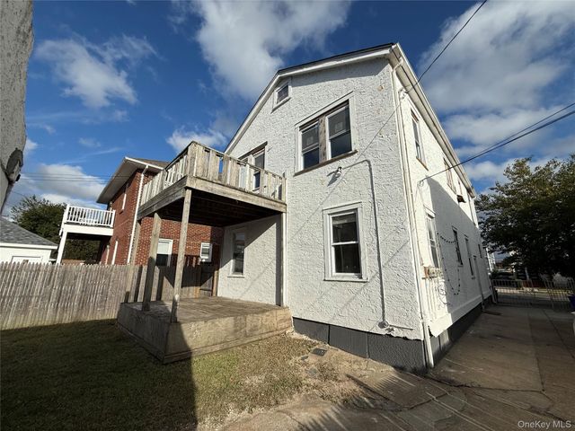 36 E Fulton Street, Long Beach, NY 11561