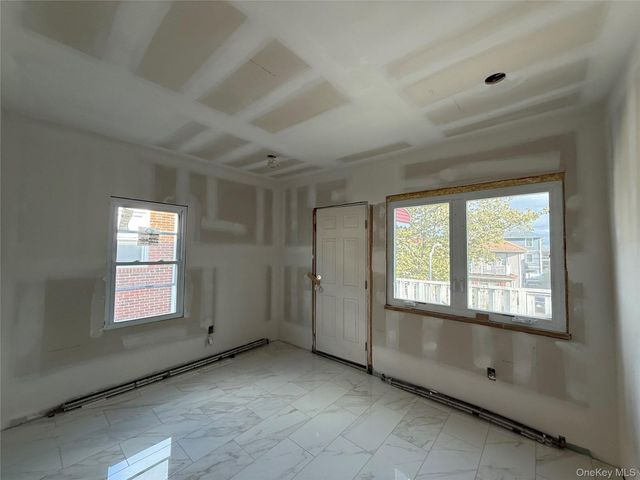 36 E Fulton Street, Long Beach, NY 11561