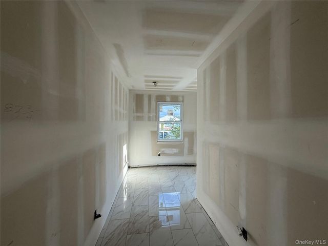 36 E Fulton Street, Long Beach, NY 11561