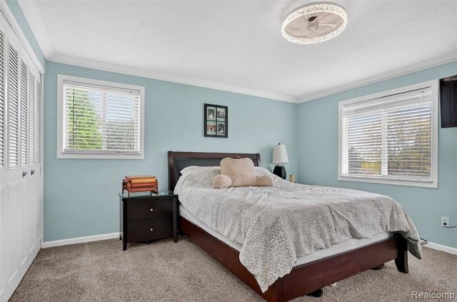 11479 Farmhill Drive, Fenton, MI 48430