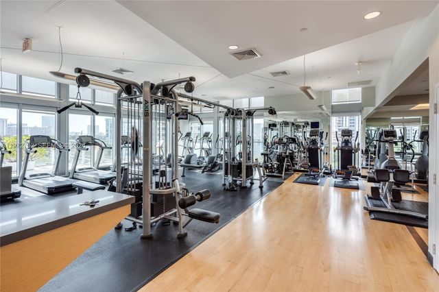 79 SW 12th St 1105-S, Miami, FL 33130