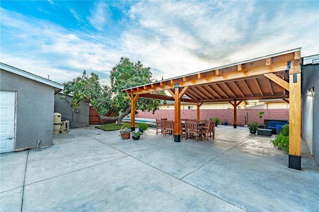 11432 Elizabeth, Norwalk, CA 90650