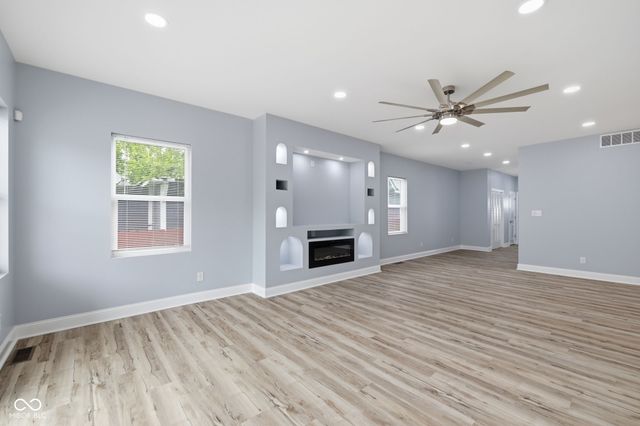 2318 E Brookside Avenue, Indianapolis, IN 46218