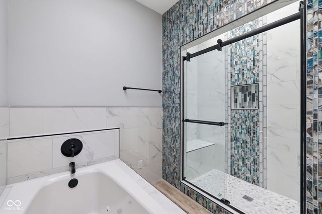 2318 E Brookside Avenue, Indianapolis, IN 46218