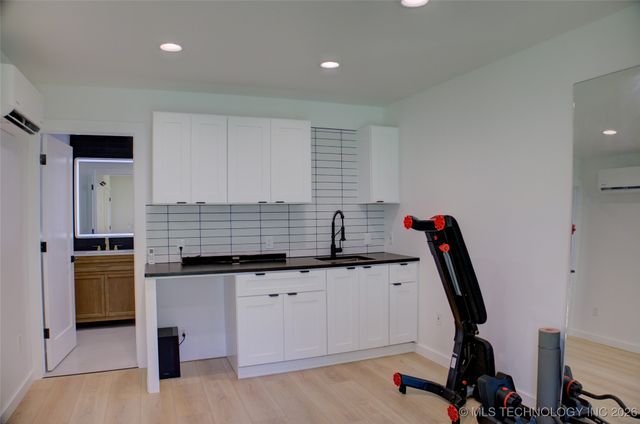 1443 S Elwood Avenue, Tulsa, OK 74119