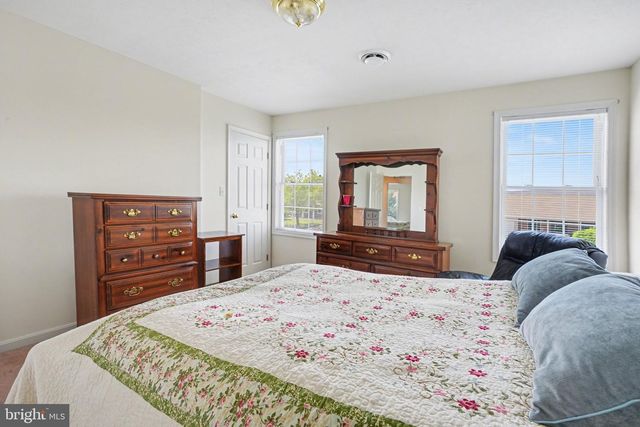 33 LONGSTREET DRIVE, Carlisle, PA 17013