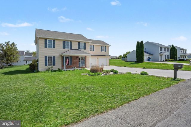 33 LONGSTREET DRIVE, Carlisle, PA 17013