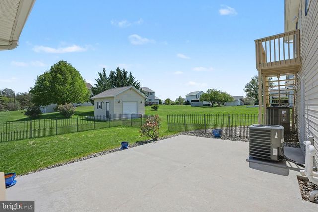 33 LONGSTREET DRIVE, Carlisle, PA 17013
