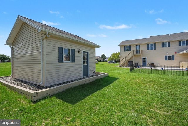33 LONGSTREET DRIVE, Carlisle, PA 17013