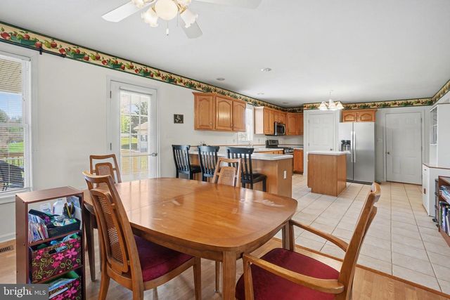 33 LONGSTREET DRIVE, Carlisle, PA 17013