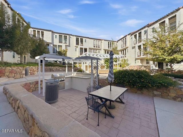 341 Vin Almoradi Court, El Paso, TX 79912