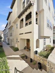 341 Vin Almoradi Court, El Paso, TX 79912