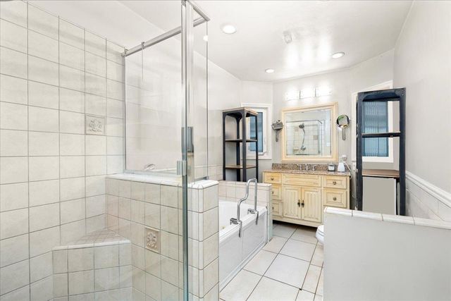 1014 Yale Ave, Modesto, CA 95350