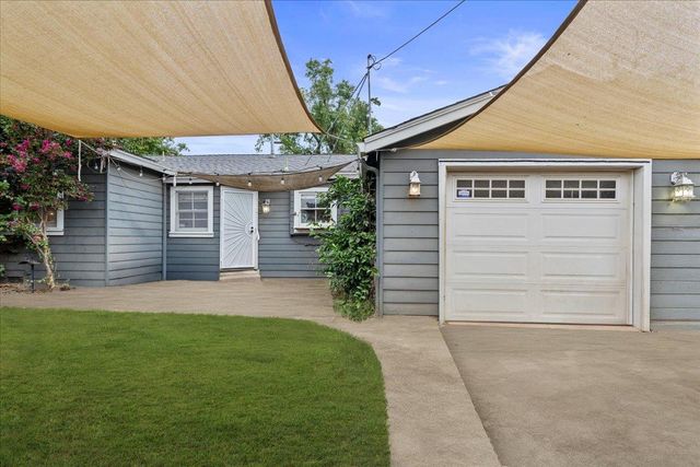 1014 Yale Ave, Modesto, CA 95350