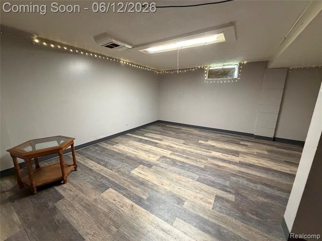 4230 Custer Avenue, Flint, MI 48507