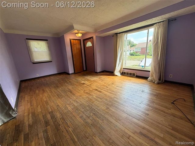 4230 Custer Avenue, Flint, MI 48507