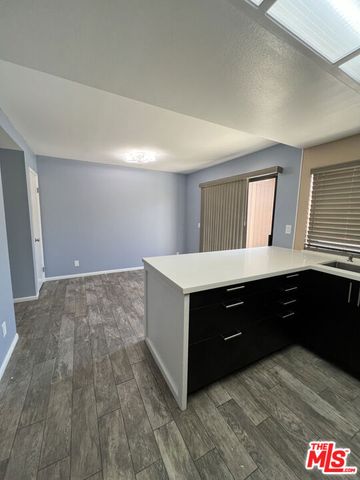 14456 Foothill Boulevard 28, Sylmar (los Angeles), CA 91342