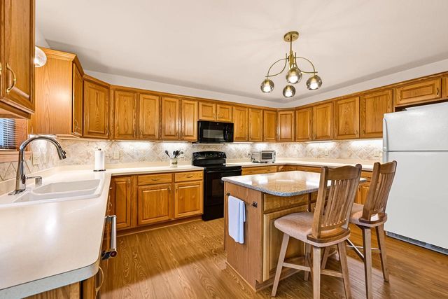 W177N10124 Whitetail RUN, Germantown, WI 53022