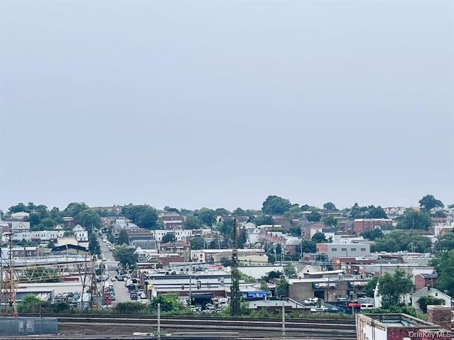 7026 Queens Boulevard 7F, Woodside, NY 11377