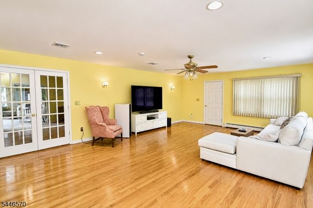 6 Wilrue Pkwy, Pequannock Twp., NJ 07444
