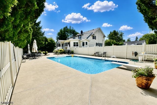 6 Wilrue Pkwy, Pequannock Twp., NJ 07444