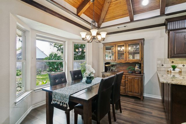 3709 Fieldcrest Lane, Bedford, TX 76021
