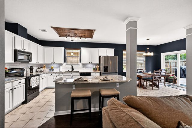 18430 Rogers Bend, San Antonio, TX 78258