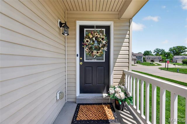 2101 Maple Glen Court, St Peters, MO 63376