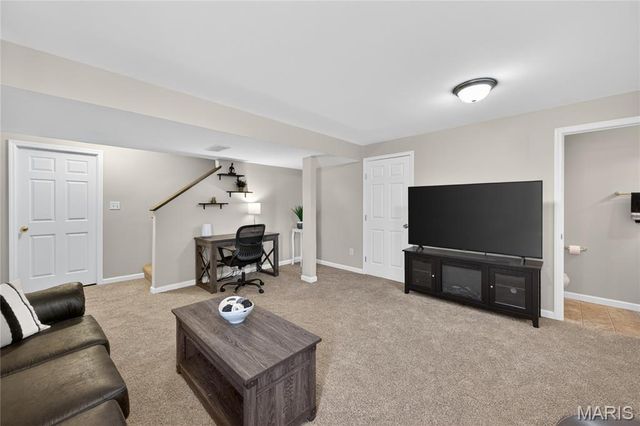 2101 Maple Glen Court, St Peters, MO 63376