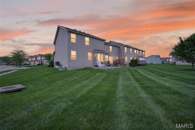 2101 Maple Glen Court, St Peters, MO 63376
